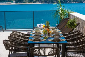 Modern Seafront Villa with Pool in Slano