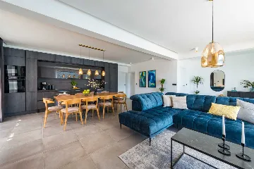 Modern Seafront Villa with Pool in Slano