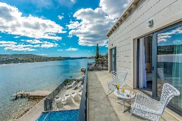 Coastal Villa with Infinity Pool in Slano