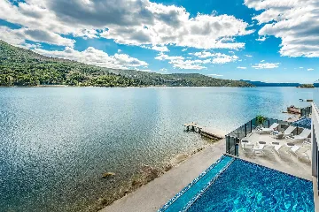 Coastal Villa with Infinity Pool in Slano