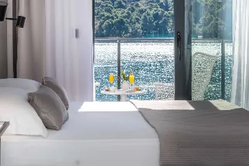 Coastal Villa with Infinity Pool in Slano