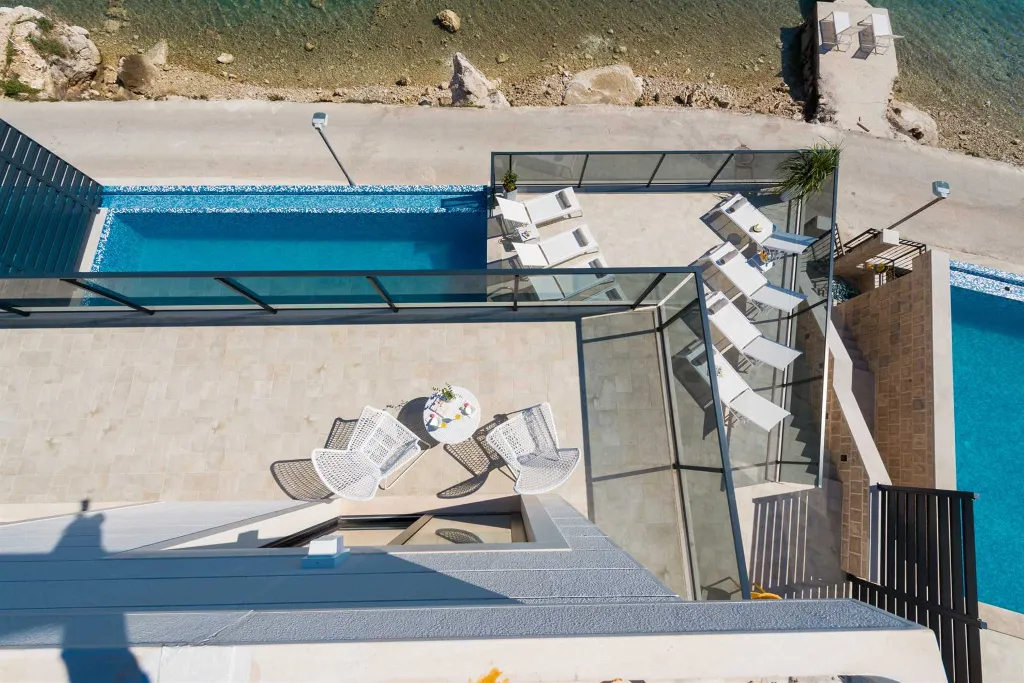 Coastal Villa with Infinity Pool in Slano