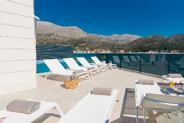 Coastal Villa with Infinity Pool in Slano