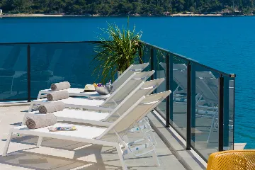 Coastal Villa with Infinity Pool in Slano