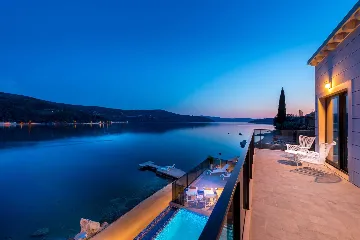 Coastal Villa with Infinity Pool in Slano
