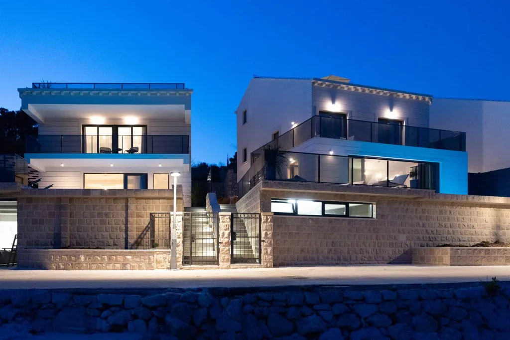 Coastal Villa with Infinity Pool in Slano