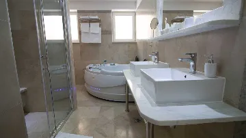 Contemporary Villa with Pool and Garden in Crikvenica