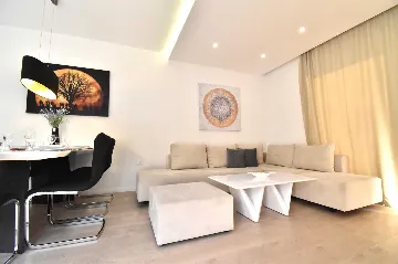 Modern Villa with Heated Pool in Makarska