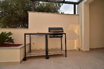 Modern Villa with Heated Pool in Makarska