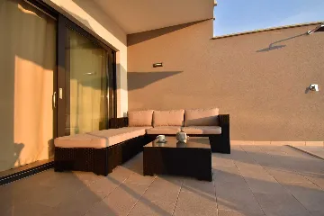 Modern Villa with Heated Pool in Makarska