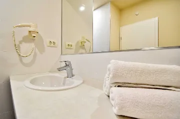 Modern Villa with Heated Pool in Makarska