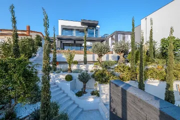 Spacious Contemporary Villa with Pool in Crikvenica