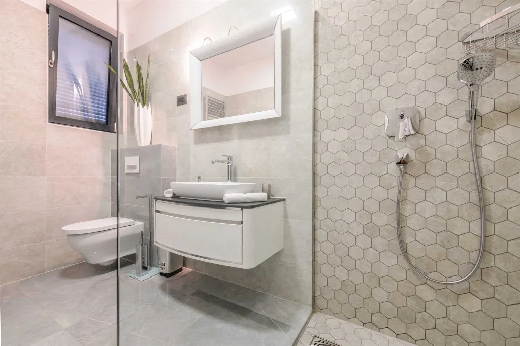 Spacious Contemporary Villa with Pool in Crikvenica
