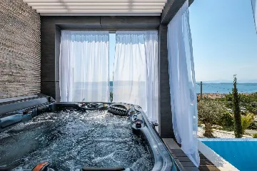 Spacious Contemporary Villa with Pool in Crikvenica