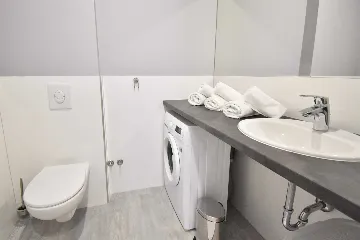 Contemporary Villa with Heated Pool in Makarska