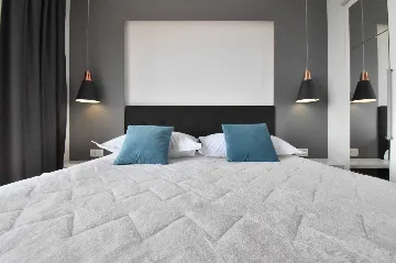 Contemporary Villa with Heated Pool in Makarska