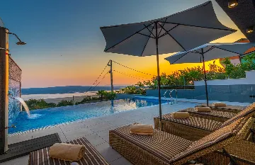 Modern Hilltop Villa with Pool in Crikvenica