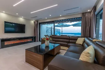 Modern Hilltop Villa with Pool in Crikvenica