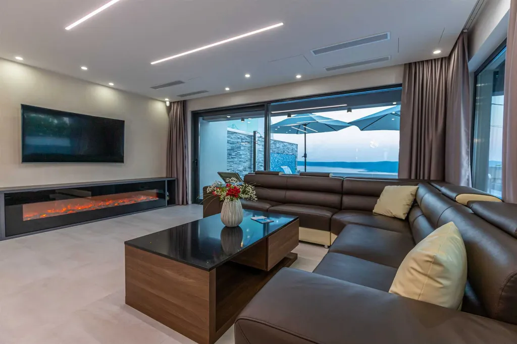 Modern Hilltop Villa with Pool in Crikvenica