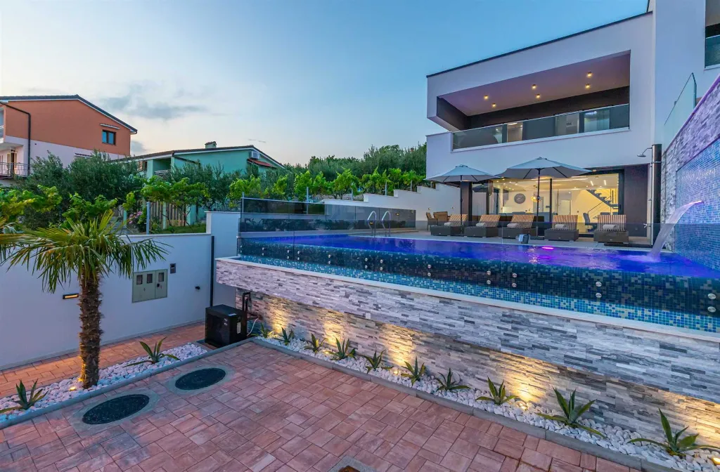 Modern Hilltop Villa with Pool in Crikvenica