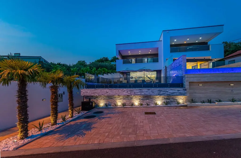 Modern Hilltop Villa with Pool in Crikvenica