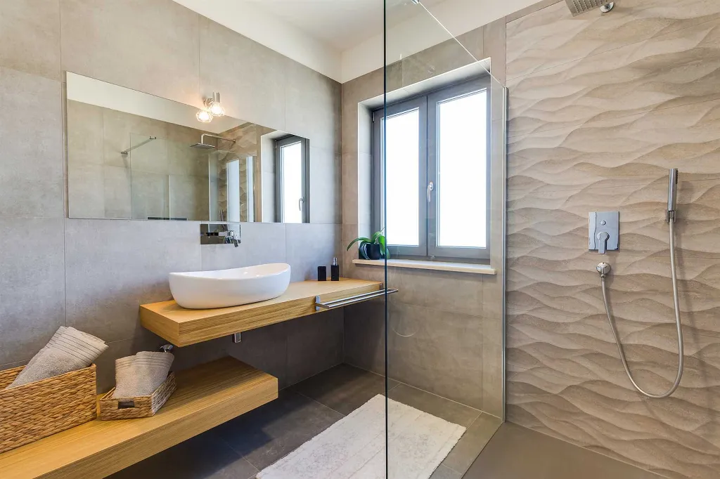 Contemporary 3-Bedroom Villa with Pool in Tar Vabriga