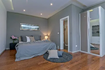 Seaside Retreat Villa with Pool, Selca