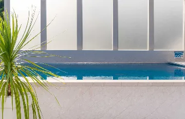 Seaside Retreat Villa with Pool, Selca