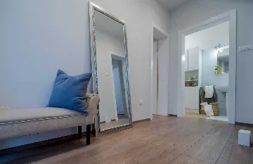 Seaside Retreat Villa with Pool, Selca