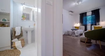 Seaside Retreat Villa with Pool, Selca