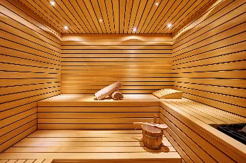 Contemporary 4-Bedroom Villa with Pool in Marina