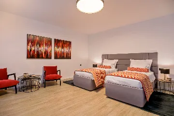 Contemporary 4-Bedroom Villa with Pool in Marina