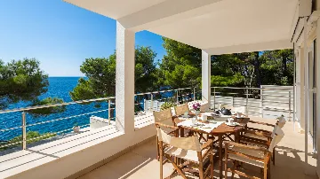 Seaside Villa with Pool in Primošten