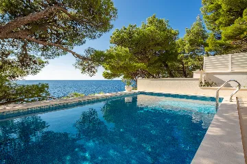Seaside Villa with Pool in Primošten