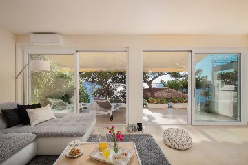 Seaside Villa with Pool in Primošten