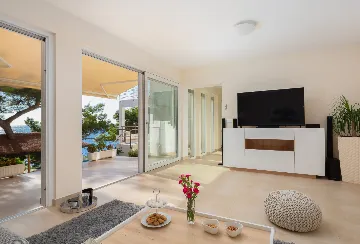 Seaside Villa with Pool in Primošten