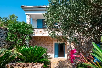 Seaside Family Villa with Pool on Prvić Luka Island