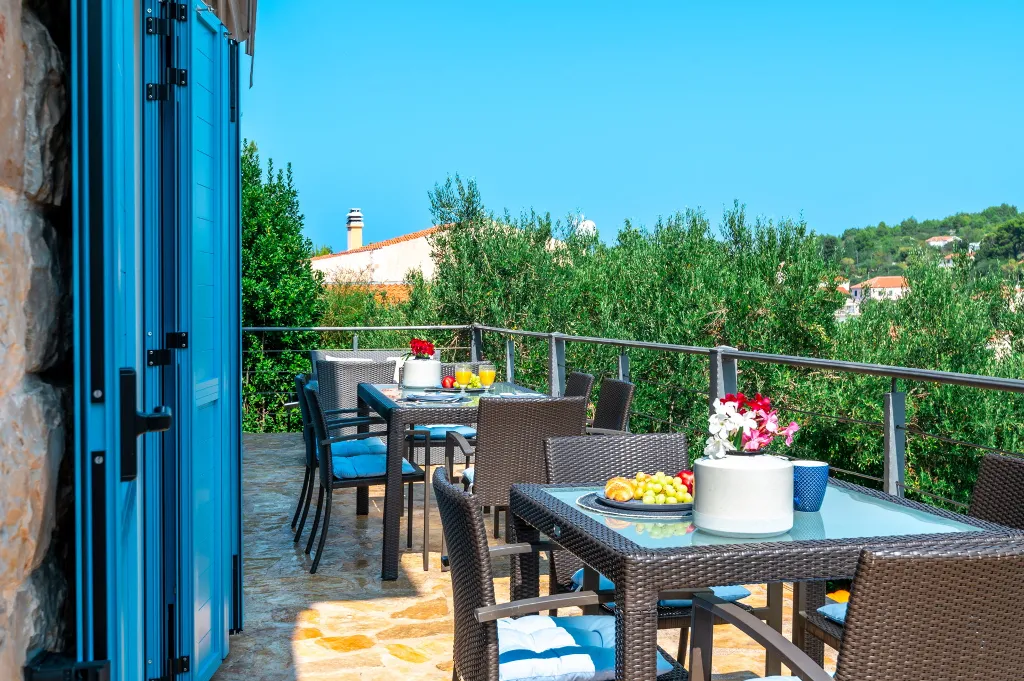 Seaside Family Villa with Pool on Prvić Luka Island
