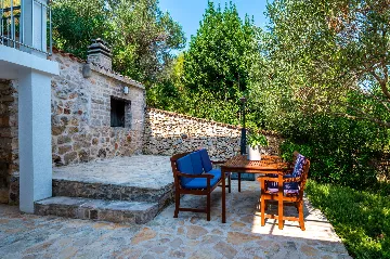 Seaside Family Villa with Pool on Prvić Luka Island