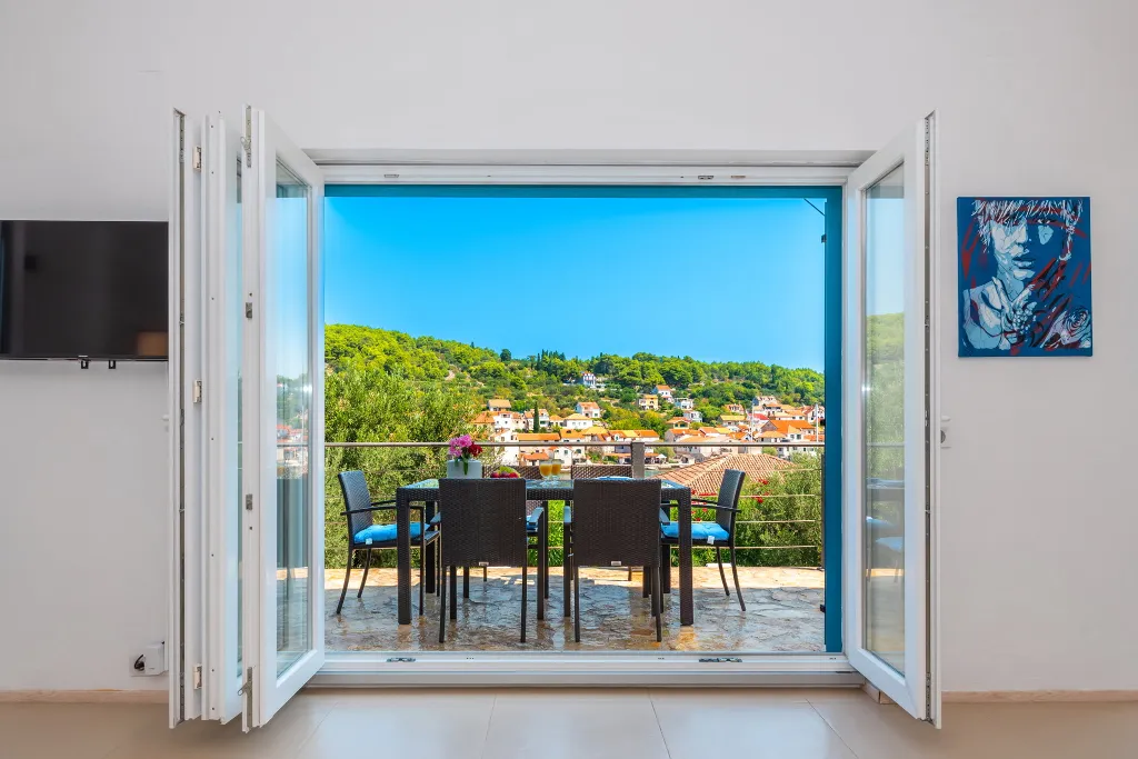 Seaside Family Villa with Pool on Prvić Luka Island