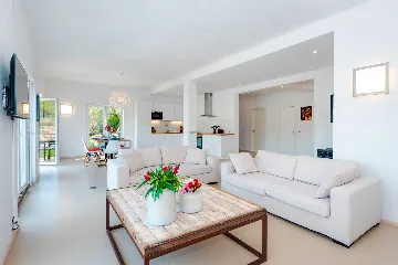 Seaside Family Villa with Pool on Prvić Luka Island