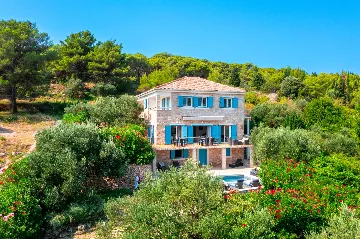 Seaside Family Villa with Pool on Prvić Luka Island