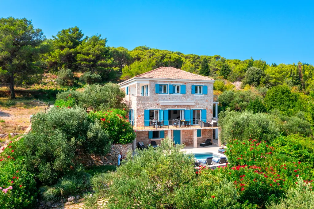 Seaside Family Villa with Pool on Prvić Luka Island