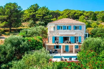 Seaside Family Villa with Pool on Prvić Luka Island