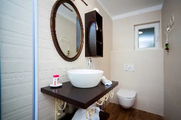 Seafront Villa Retreat with Pool, Milna