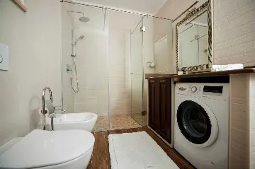 Seafront Villa Retreat with Pool, Milna