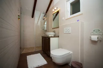 Seafront Villa Retreat with Pool, Milna