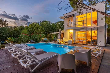 Premium Villa with Pool and Garden in Crikvenica