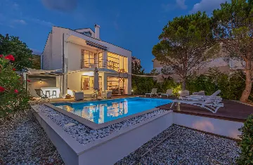 Premium Villa with Pool and Garden in Crikvenica