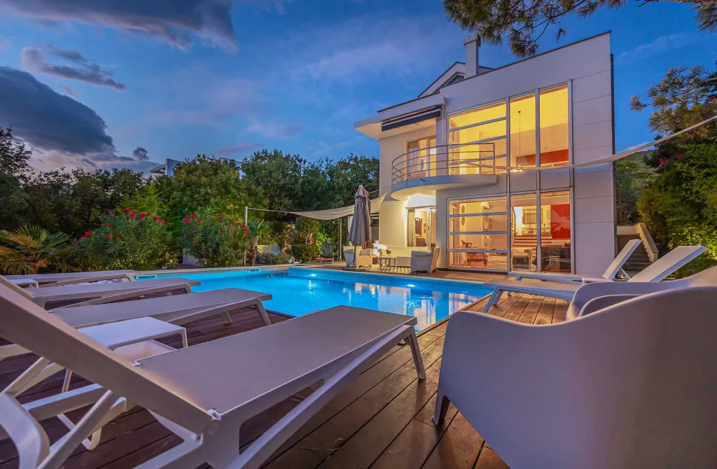 Premium Villa with Pool and Garden in Crikvenica